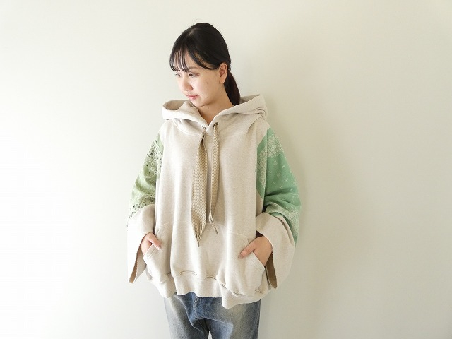 TOP裏毛バンダナデビルフードパーカー