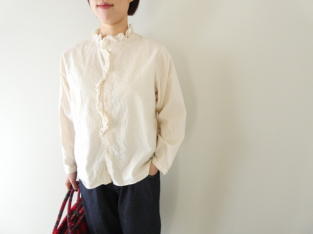 フリルデザインコットンブラウス