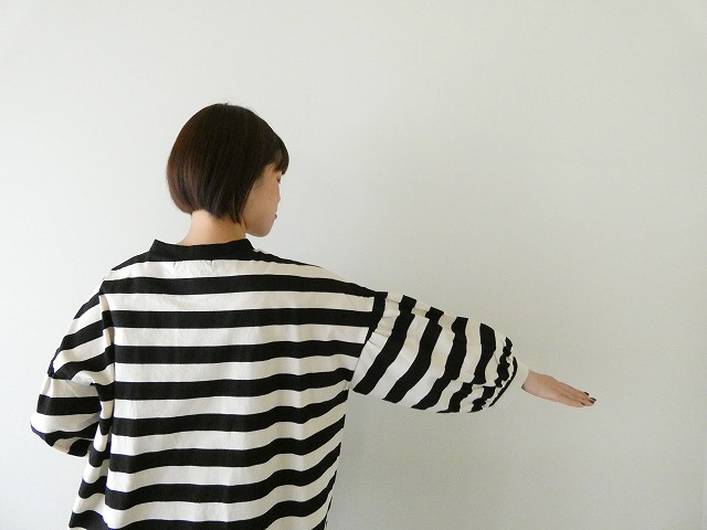 UNIVERSAL SEVEN(ユニヴァーサル セブン) 度詰め天竺ボーダーギャザーパフプルオーバーの商品画像8