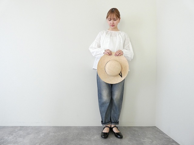 qiri(キリ) グローエンブロイダリーギャザースリーブブラウスの商品画像2