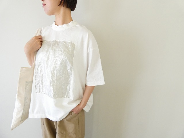 空紡天竺×リネン箔プリント5分袖フレームTシャツ