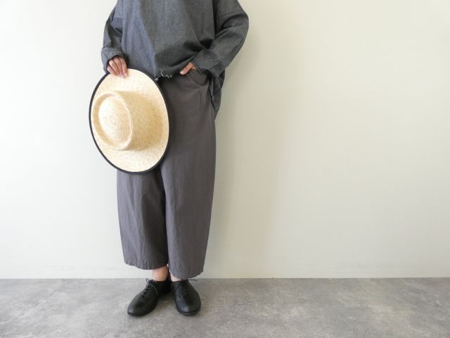 evam eva(エヴァムエヴァ) cotton cropped pantsの商品画像1