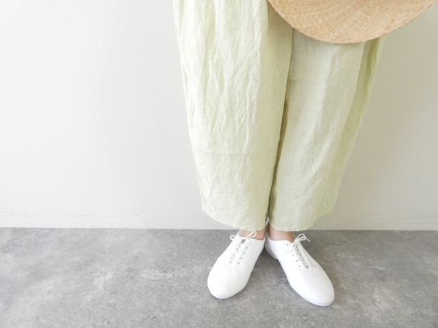 ROBE de PEAU(ローブ デ ポー) リネンカミーユタックパンツの商品画像5