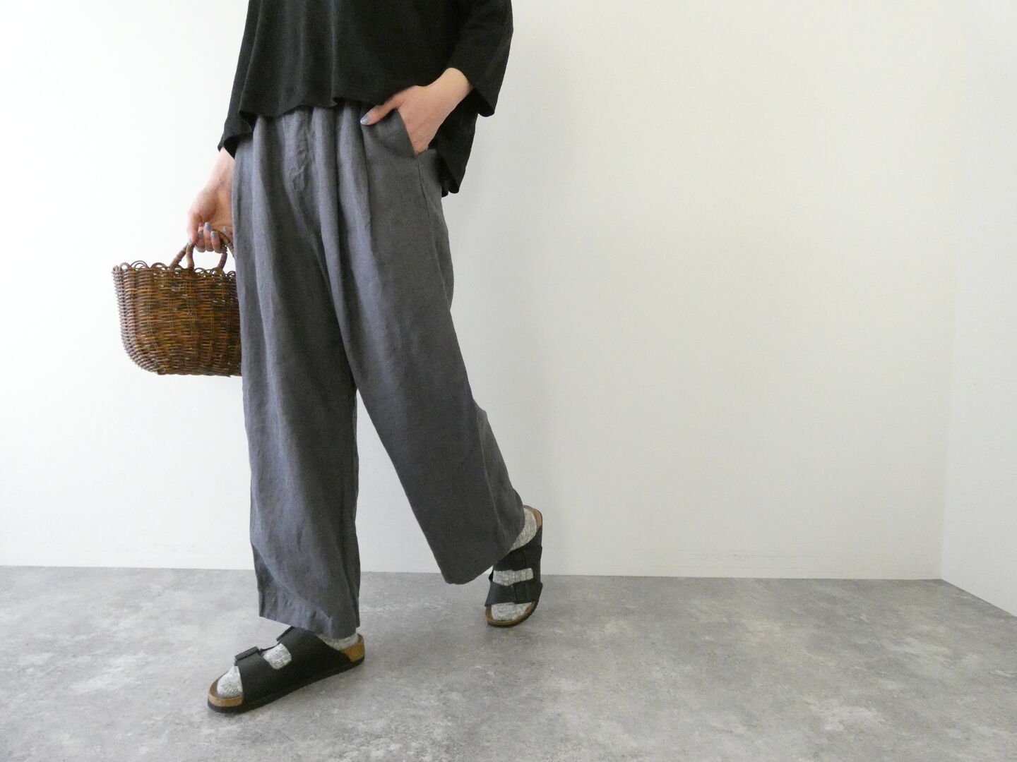 TRAVAIL MANUEL(トラバイユマニュアル) フレンチリネンツイル2タックトラウザーズの商品画像2