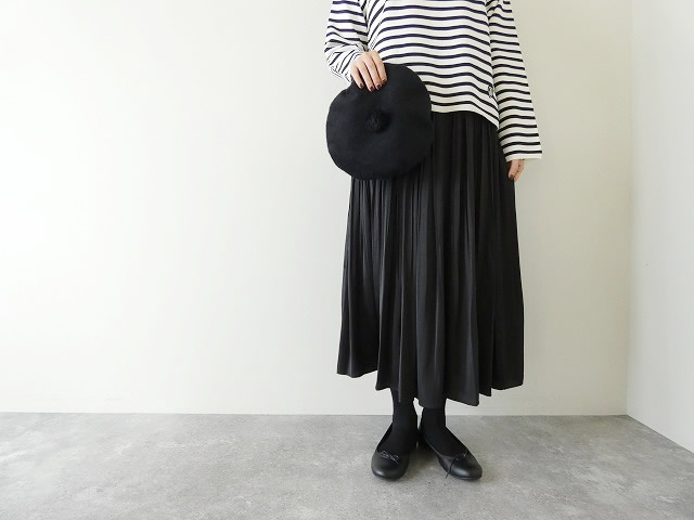 アンティークサテン消しプリーツスカート